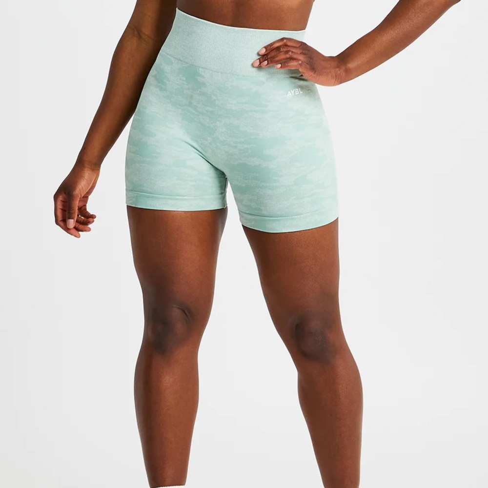 Evolve Camo Seamless Shorts